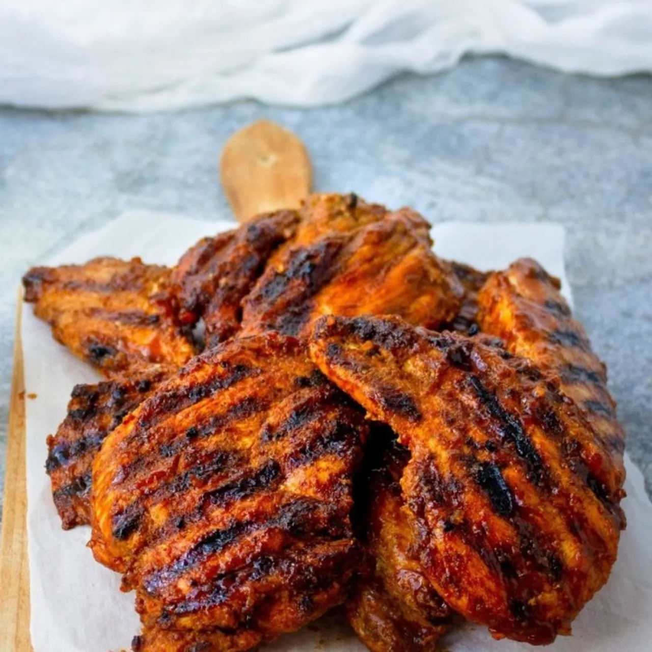 Spiced smoky barbecued chicken